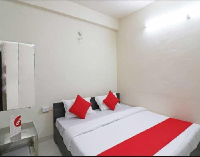 בהופאל Hotel O Rama Krishna מראה חיצוני תמונה