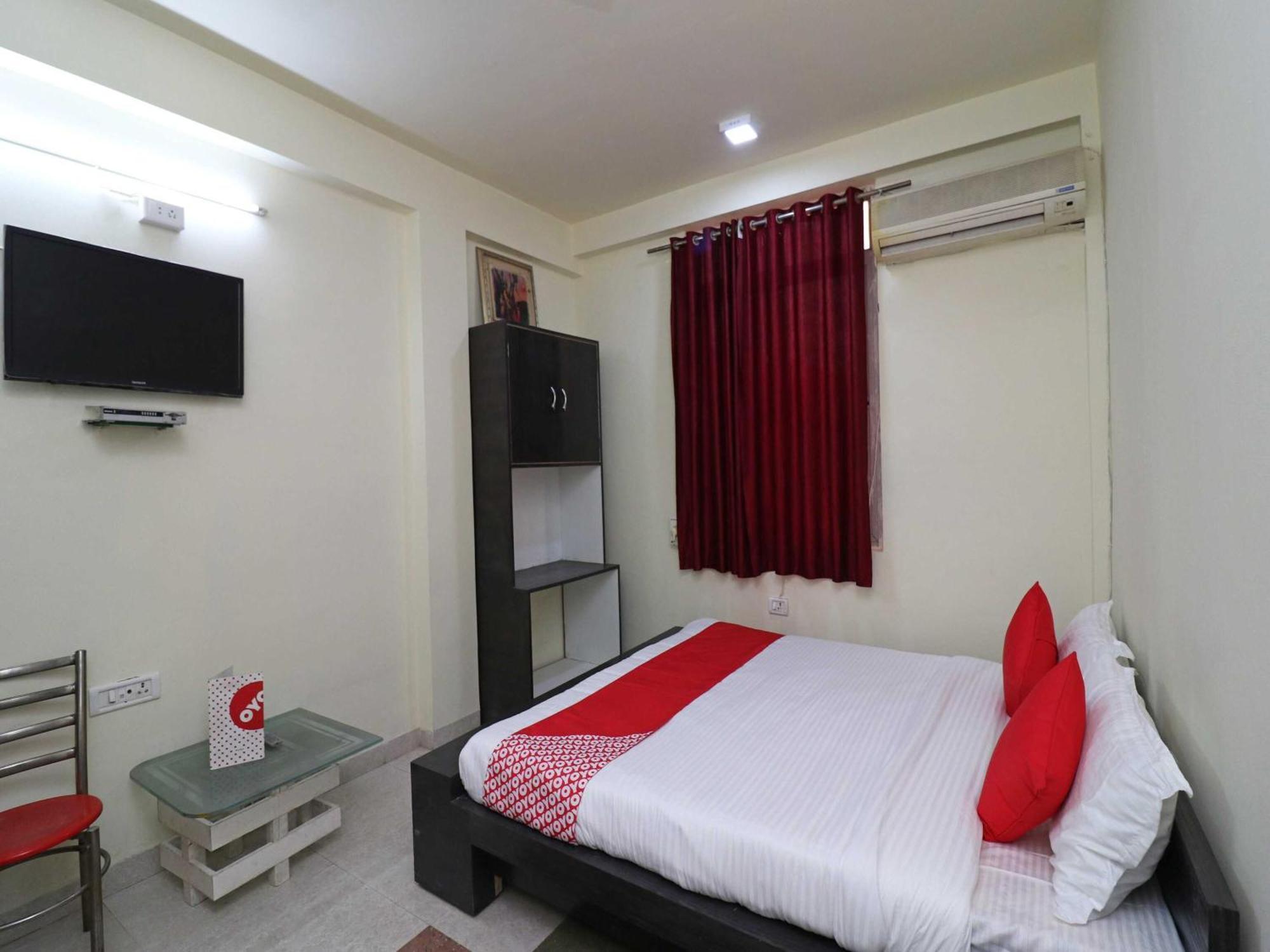 בהופאל Hotel O Rama Krishna מראה חיצוני תמונה